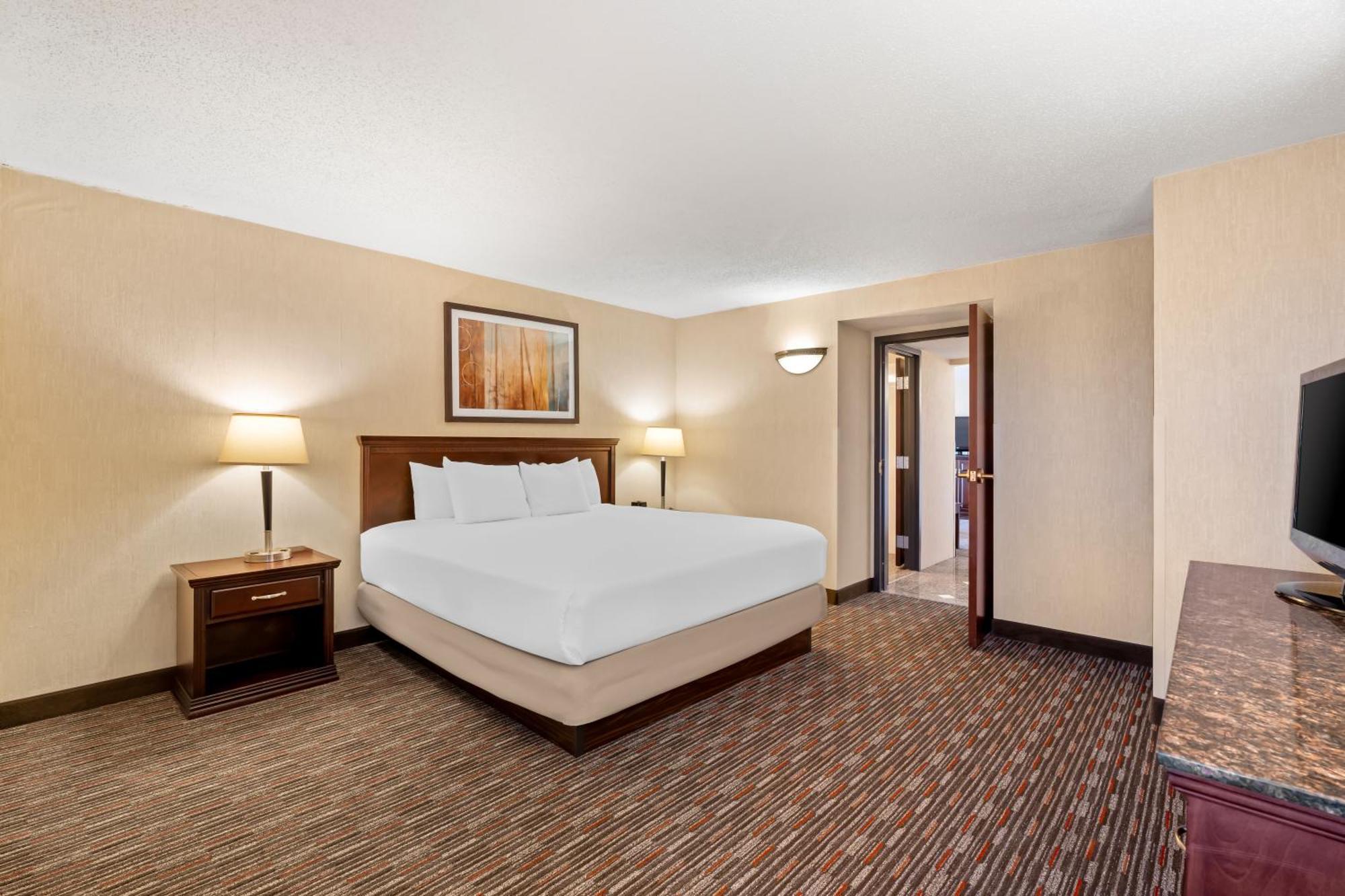 Hotel Prado By Choice 3*