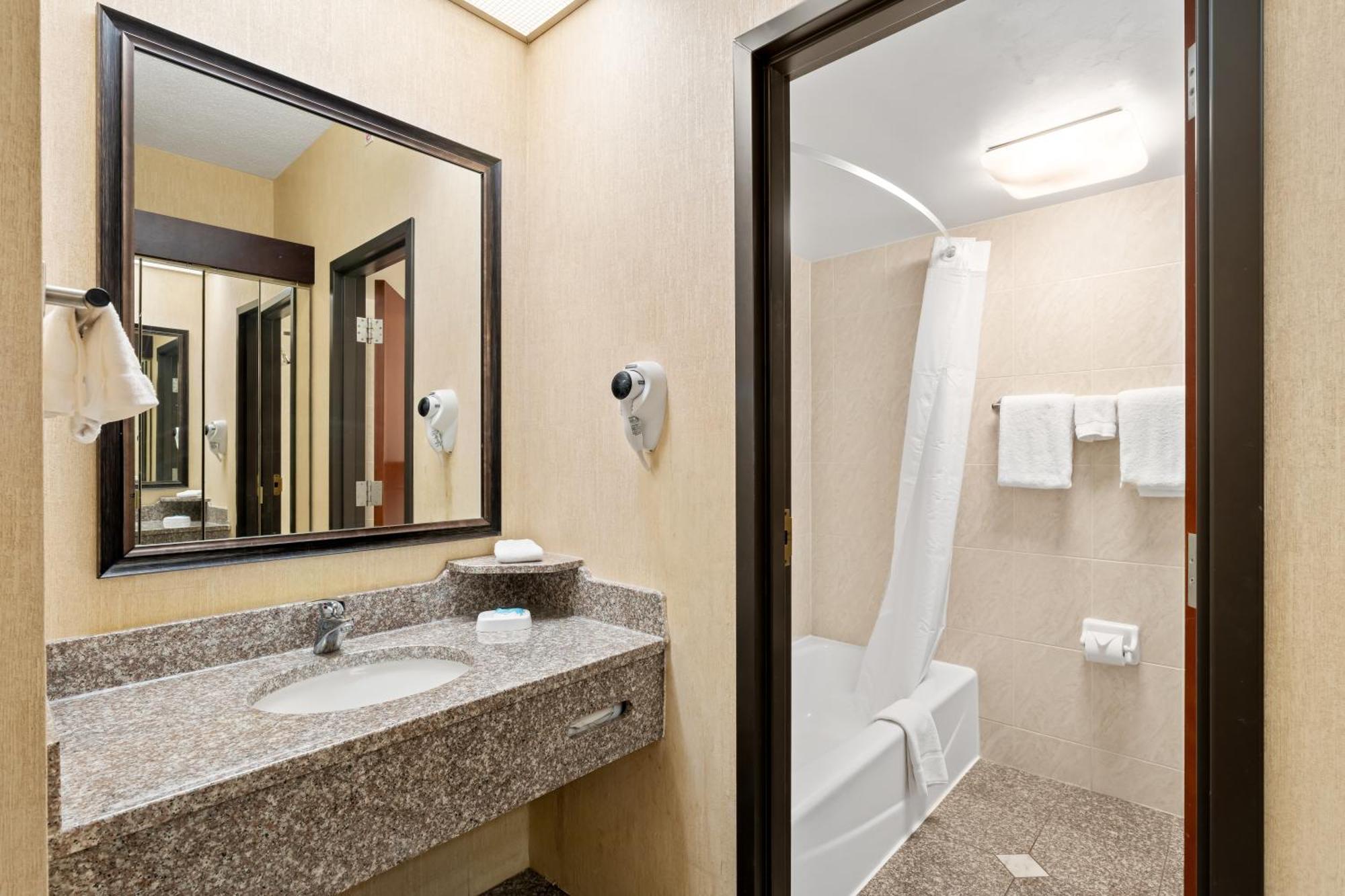 Prado By Choice Hotel