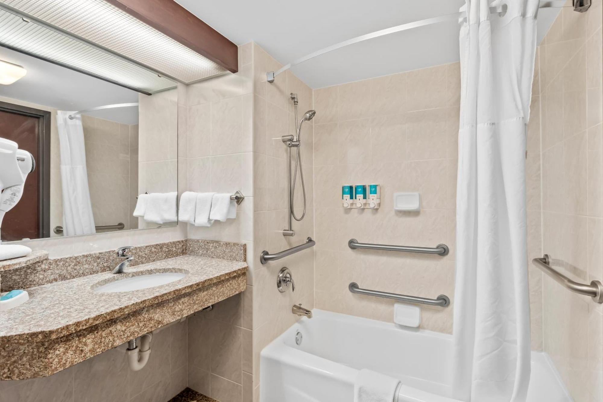 Hotel Prado By Choice 3*